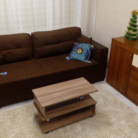Apartment on Jakuba Kołasa Smarhon' Zewnętrze zdjęcie